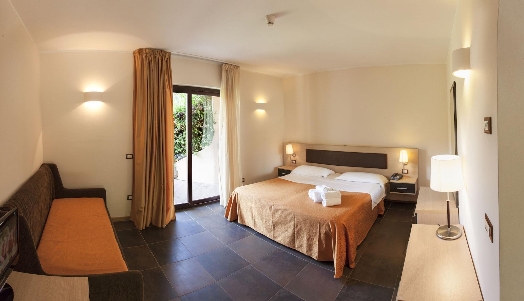 Bv Borgo Del Principe Hotel แซมโบรเน ภายนอก รูปภาพ