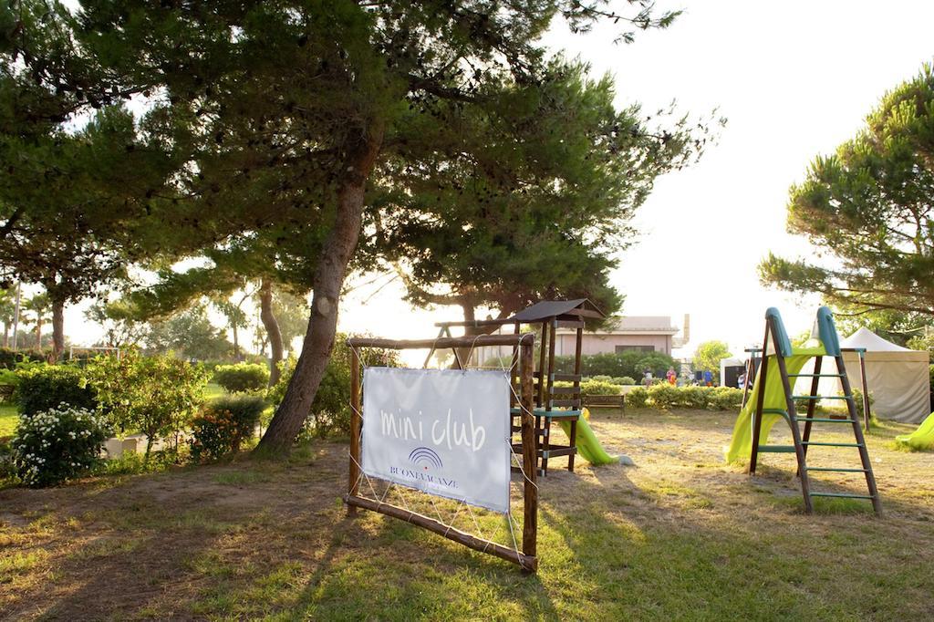 Bv Borgo Del Principe Hotel แซมโบรเน ภายนอก รูปภาพ