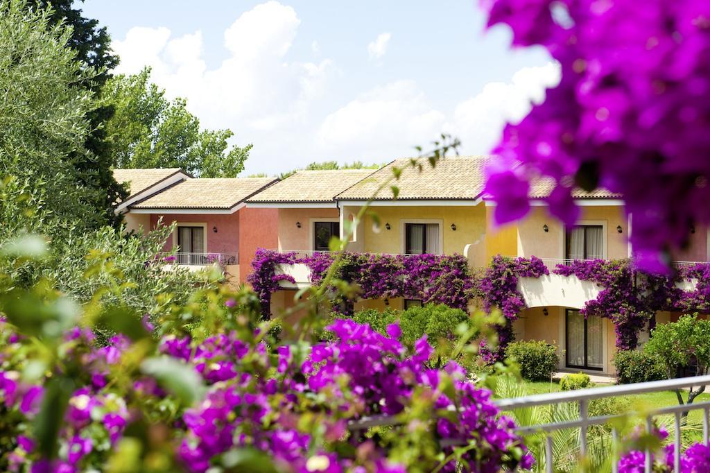 Bv Borgo Del Principe Hotel แซมโบรเน ภายนอก รูปภาพ